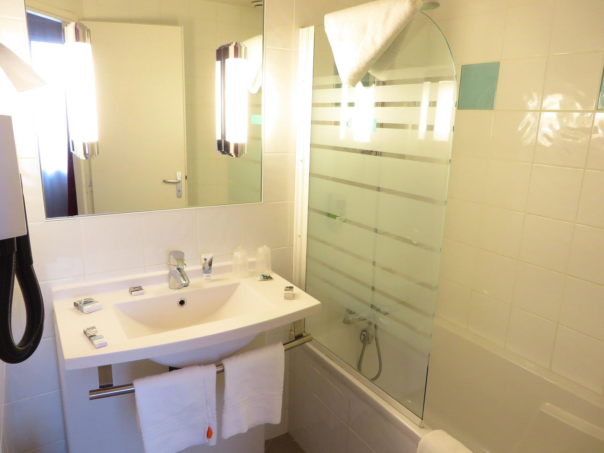 Mercure Hexagone Luxeuil المظهر الخارجي الصورة