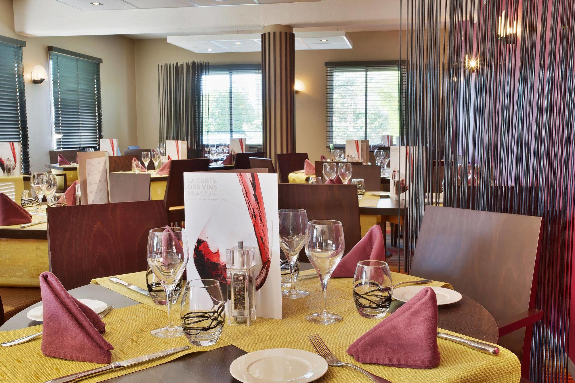 Mercure Hexagone Luxeuil المظهر الخارجي الصورة